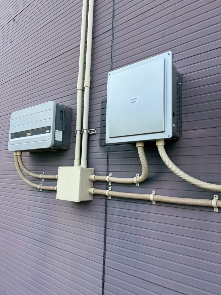 屋外用集中パワコン取替　5.5ｋｗ　オムロン　KPW-A55-J4　北九州市八幡西区